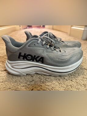 Hoka Gray and Clifton 10 White Cushioned Running Sneakers